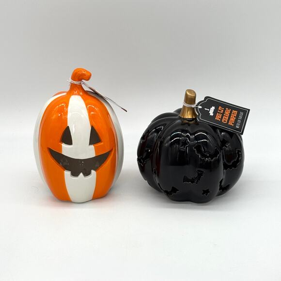 2 Target Light Up LED Ceramic Halloween Jack O Lantern Pumpkins Bats NEW - Picture 1 of 11
